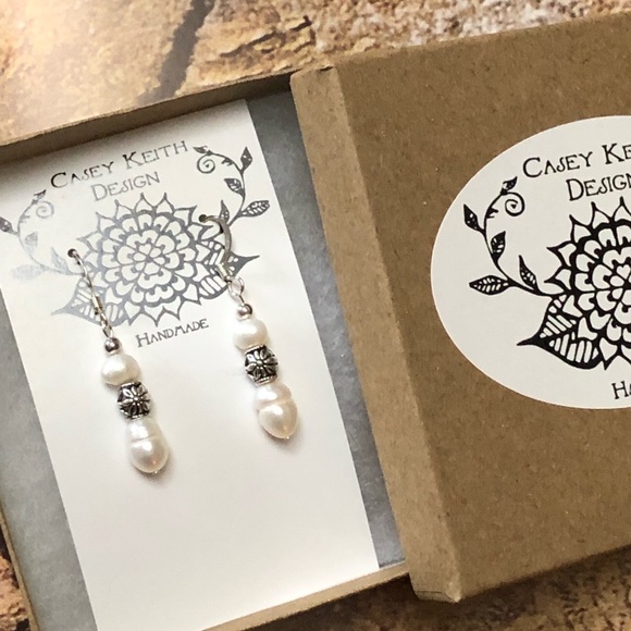 White Pearl Earrings - Picture 4 of 8